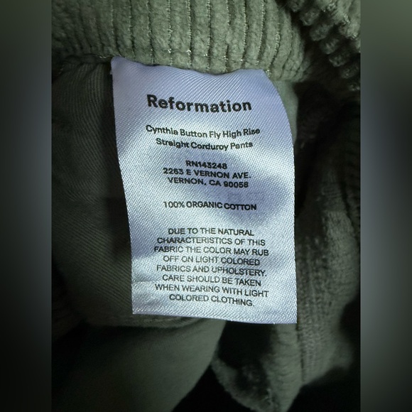 Reformation Cynthia Button Fly High Rise Straight
Corduroy Pants , sz : 27 - Picture 9 of 14